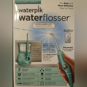 NEW Waterpik Water Flosser Aquarius Professional (Teal)